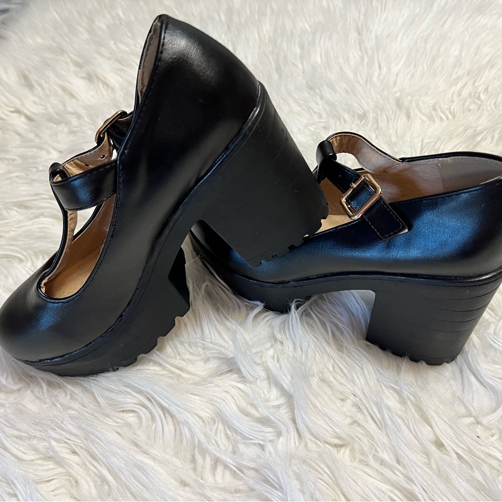 Black chunky shoes - Picture 3 of 6